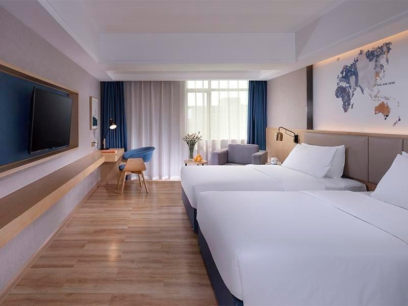 Kyriad Marvelous Hotel Dongguan Changan Light Rail Station Exterior photo