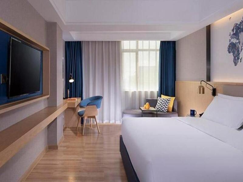 Kyriad Marvelous Hotel Dongguan Changan Light Rail Station Exterior photo